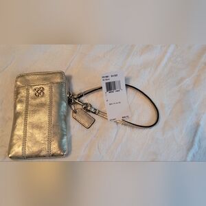 NWT Coach wristlet wallet